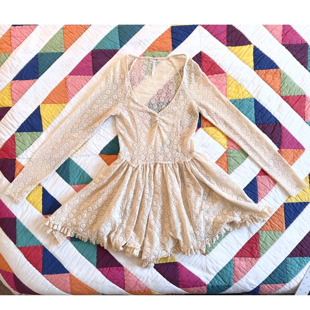 Free People Ivory Lace Long Sleeve Mini‎ Dress XS Boho Romantic Festival